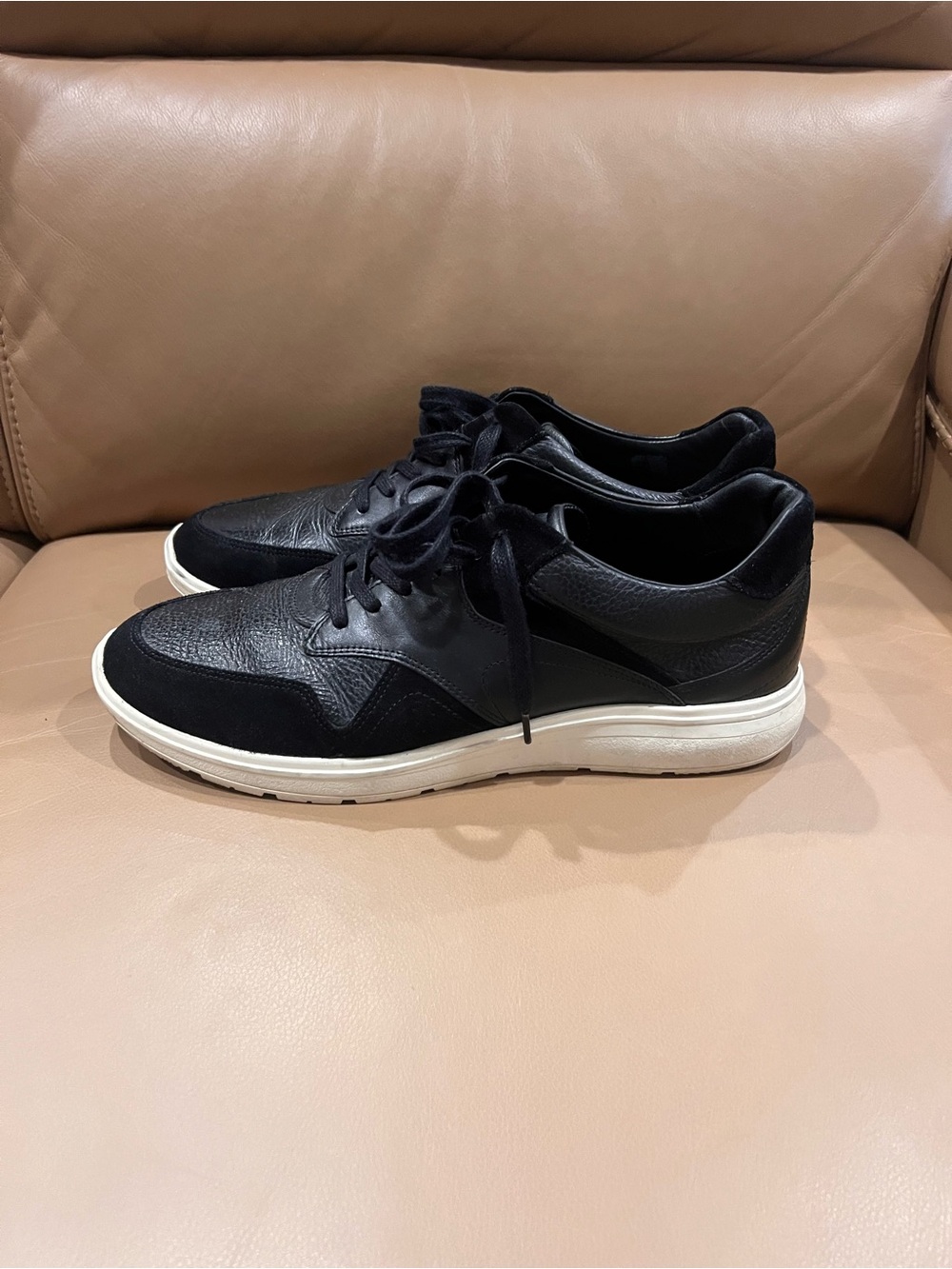 Allen Edmonds "OSBORN" Dress Casual Sneakers Black Suede
Leather Size 10.5 - Picture 3 of 6